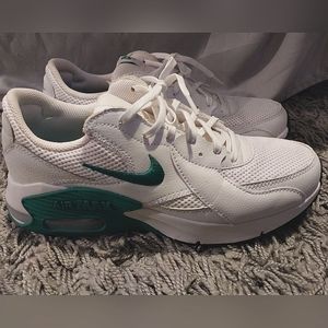 Nike Women's Air Max Excee Sneakers